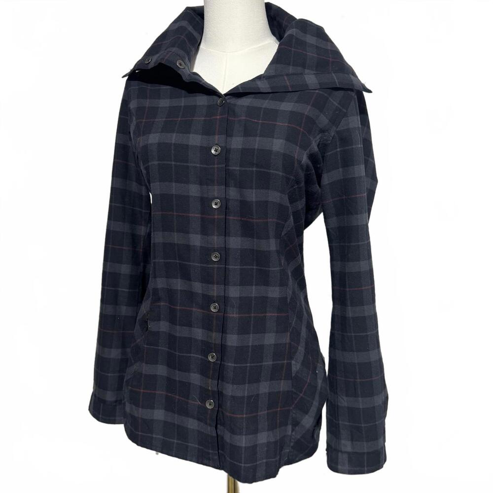 Royal Robbins Women's Wide Collar Button Down Flannel Shirt, Small